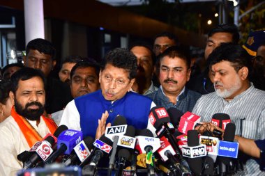 MUMBAI INDIA JANUARY 10 2024 Shiv Sena Shinde faction MLAs Deepak Kesarkar Bharat Gogawale and Uday Samant addressing the media after the verdict in the MLA disqualification case came in their favour at Vidhan Bhavan The Maharashtra Legislative Assem clipart