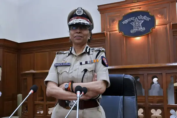 stock image MUMBAI INDIA JANUARY 9 2024 IPS officer Rashmi Shukla takes the charge as Director General and Inspector General of Police DG IGP Maharashtra She took the charge from Mumbai police commissioner Vivek Phansalkar who was holding additional charge as DG