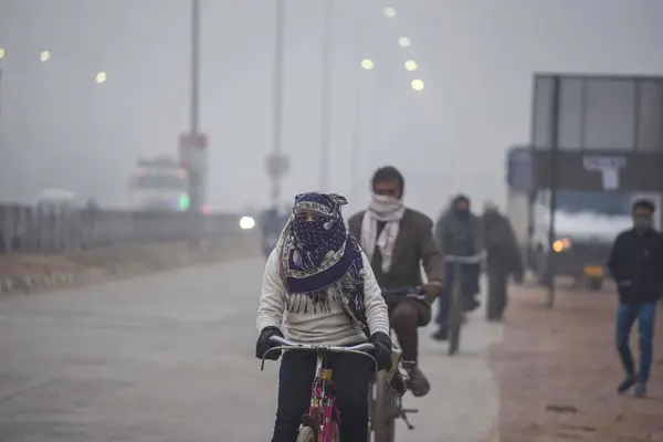GURUGRAM INDIA 11 Ocak 2024 Umang Bhardwaj Chowk Fotoğraf: Parveen Kumar Hindustan Times 