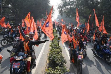 NEW DELHI INDIA HAZİRAN 17 HAZİRAN 2024 Shri Ram bisiklet rallisi Mandir Pujari Utsav Pt Pant Marg Fotoğraf: Sonu Mehta Hindustan Times 