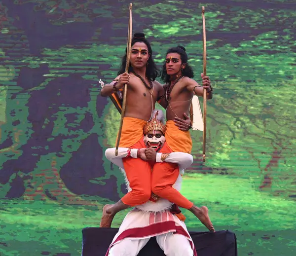 stock image NEW DELHI INDIA JANUARY 19 2024 Artist form Malaysia performing Ramila Ramayana Group of Temple of fine Arts from Malaysia during the 7th Edition of India International Ramayana Mela 2024 at Purana Qila Mathura Road Ahead of the Ram Temple consecrati