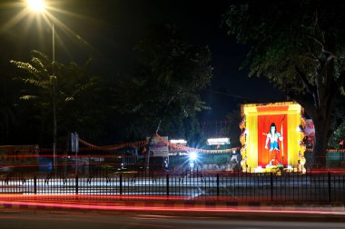 NEW DELHI INDIA 21 HAZİRAN 21 2024 BJP Milletvekili Parvesh Sahib Singh 'in heykeli Ayodhya Fotoğraf Salman Ali Hindustan Times tarafından Ram Tapınağı' nın kutsanması öncesinde Janpath Yolu 'na dikildi. 