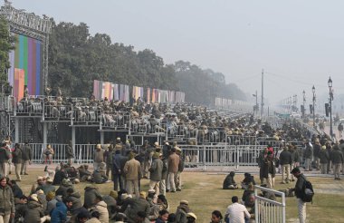 NEW DELHI INDIA HAZİRAN 24 2024 Cumhuriyet Günü Geçidi öncesinde Kartavya Yolu üzerinde güvenlik güçlendi. Fotoğraf: Sanchit Khanna Hindustan Times 