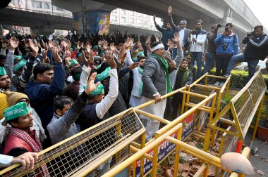 NOIDA INDIA JANUARY 24 Ocak 2024 Matka Phod Yürüyüşü sırasında NTPC Kapısı Fotoğrafı: Sunil Ghosh Hindustan Times 