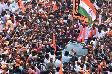 MUMBAI INDIA JANUARY 27 Ocak 2024 Maratha lideri Manoj Jarange Patil ve destekçileri Chhatrapati Shivaji Maharaj Chowk Vashi Manoj Jarange Patil 'de toplandı.