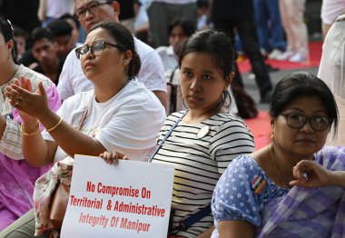 NEW DELHI INDIA SEPTEMBER 15 Eylül 2024 'te Delhi Meitei Koordinasyon Komitesi tarafından 15 Eylül 2024' te Jantar Mantar 'da yaşanan şiddet olaylarıyla ilgili olarak düzenlenen protestoda yer aldı.