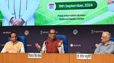 NEW DELHI INDIA SEPTEMBER 19 2024 Birlik Tarım ve Çiftçiler Bakanı Shivraj Singh Chouhan ve subaylar, Başbakan Narendra Modis 'in üçüncü dönemi sırasında bakanlığın ilk 100 gününün başarıları hakkında basın toplantısı düzenlediler.