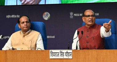 NEW DELHI INDIA SEPTEMBER 19 2024 Union Minister for Agriculture and Farmers Welfare Shivraj Singh Chouhan and Officers addresses a press conference on achievements of the first 100 days of the ministry during Prime Minister Narendra Modis third term clipart