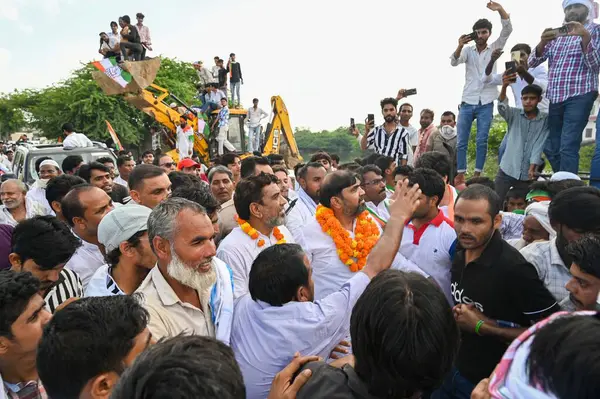 stock image GURUGRAM INDIA SEPTEMBER 19 2024 Chaudhary Aftab Ahmed congress candidate for Nuh assembly constituency during a public meeting in Chandeni village in Nuh on September 19 2024 near Gurugram India. Photo by Parveen Kumar Hindustan Times