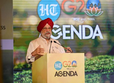NEW DELHI INDIA 11 HAZİRAN 2023 Hardeep Singh Puri Birliği Bakanı Petrol ve Doğal Gaz ve Konut ve Kentsel İlişkiler Bakanı SDGS 'in İdari İlerlemesi ve Sangri La Eros Janpath' teki G20 Gündemindeki Küresel Biyoyakıt İdaresi sırasında