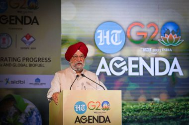 NEW DELHI INDIA 11 HAZİRAN 2023 Hardeep Singh Puri Birliği Bakanı Petrol ve Doğal Gaz ve Konut ve Kentsel İlişkiler Bakanı SDGS 'in İdari İlerlemesi ve Sangri La Eros Janpath' teki G20 Gündemindeki Küresel Biyoyakıt İdaresi sırasında