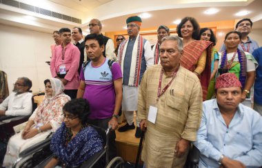 NEW DELHI INDIA 18 Temmuz 2023 Sekreter Sahitya Akademi K Sreenivasarao Sahitya Akademi Başkanı Madhav Kaushik Hukuk ve Kültür Bakanı Arjun Ram Meghwal Eminent English Writer and Srilata Başkan Yardımcısı Sahitya Akademi 