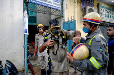 NOIDA INDIA 18 Temmuz 2023 İtfaiye ekibi, 18 Temmuz 2023 'te Noida Hindistan' da Sunil Ghosh Hindustan Times tarafından çekilen fotoğrafta, 10.