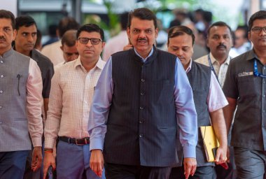 MUMBAI INDIA 18 Temmuz 2023 Maharashtra Genel Başkan Yardımcısı Devendra Fadnavis 18 Temmuz 2023 'te Hindistan' ın Satish Bate Hindustan Times tarafından çekilmiştir.