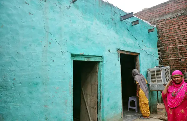 GHAZIABAD INDIA JULY 18 2023 Many houses in Badarpur village have developed cracks due to flooding while some have even collapsed due to recent flooding after breach at Alipur embankment on July 18 2023 in Ghaziabad India Photo by Sakib Ali Hindustan