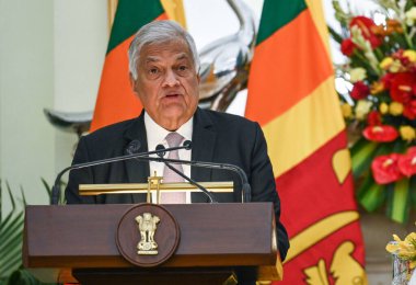 NEW DELHI INDIA 21 HAZİRAN 2023 Sri Lanka Ranil Wickremesinghe Başkanı Başbakan Narendra Modi ile 21 Temmuz 2023 tarihinde Yeni Delhi 'de yapılan görüşme sonrasında yaptığı ortak basın açıklamasında Sri Lanka Başkanı