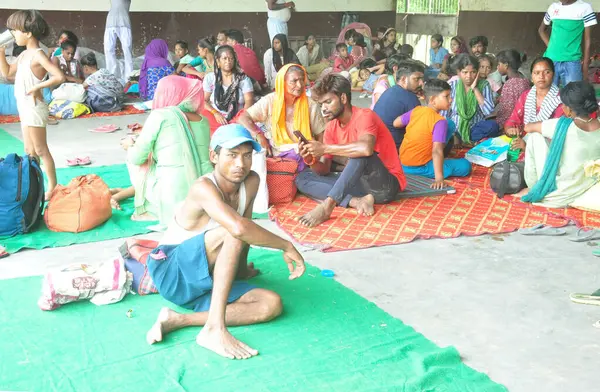 stock image GHAZIABAD INDIA JULY 21 2023 After entering the flooded water of hindon river in Atour village NDRF team evacuated people from their homes to safe place on July 21 2023 in Ghaziabad India Photo by Sakib Ali Hindustan Times