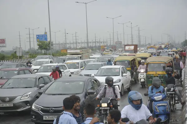 stock image Ghaziabad India July 26 2023 2023 Vehicles move at a slow pace during traffic jams due to monsoon rains at NH9 Road near Behrampur on July 26 2023 in Ghaziabad India Photo by Sakib Ali Hindustan Times