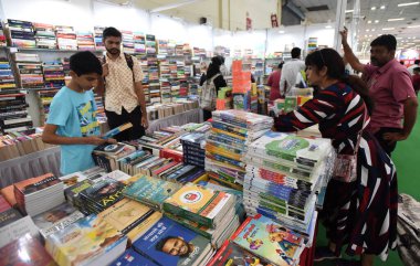 YENİ DELHI INDIA 29 HAZİRAN 2023 Hindistan Ticaret Teşvik Örgütü ITPOat 11 Nolu Pragati Meydan Salonu tarafından düzenlenen 27. Delhi Kitap Fuarı 'nı 29 Temmuz 2023' te Sonu Mehta Hindustan Times tarafından Yeni Delhi 'de ziyaret edildi.