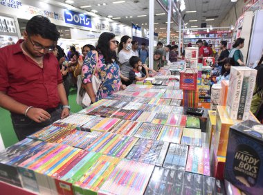 YENİ DELHI INDIA 29 HAZİRAN 2023 Hindistan Ticaret Teşvik Örgütü ITPOat 11 Nolu Pragati Meydan Salonu tarafından düzenlenen 27. Delhi Kitap Fuarı 'nı 29 Temmuz 2023' te Sonu Mehta Hindustan Times tarafından Yeni Delhi 'de ziyaret edildi.