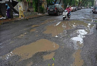 MUMBAI INDIA 29 Temmuz 2023 Manjrekar Yolu 'nda Andheri West' teki Andheri Spor Kompleksi 'nin arkasında 29 Temmuz 2023' te Vijay Bate Hindustan Times tarafından çekilmiştir.