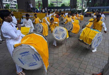 MUMBAI INDIA AUGUST 31 2023 Dhol Tasha and Party Workers are arrive being welcomed upon his arrival political Leaders at Chhatrapati Shivaji Maharaj International Airport ahead of the I N D I A bloc meeting at Mumbai International Airport T2 on Augus clipart