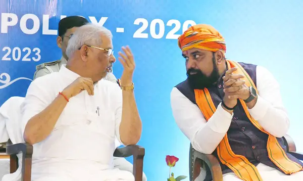 stock image PATNA INDIA AUGUST 27 2023 Bihar Governor Rajendra Vishwanath Arlekar with Bihar BJP president Samrat Choudhary during symposium on National Education Policy 2023 at Hotel Maurya in Patna organized by L N Mishra College of Business Management Muzaffa