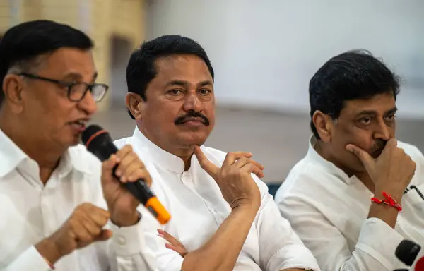 stock image MUMBAI INDIA AUGUST 26 2023 Maharashtra Pradesh Congress Committee MPCC President Nana Patole with party leaders Ashok Chavan and Balasaheb Thorat at a press conference on August 26 2023 in Mumbai India Photo by Satish Bate Hindustan Times