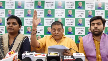 PATNA INDIA AUGust 24 Ağustos 2023 JDU MLC Niraj Kumar, 24 Ağustos 2023 tarihinde Patna Hindistan 'da düzenlenen basın toplantısında Santosh Kumar Hindustan Times tarafından çekilmiştir.