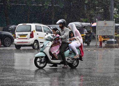 MUMBAI INDIA AUGUST 19 2023 People enjoying a Monsoon Rain at Goregaon on August 19 2023 in Mumbai India Photo by Vijay Bate Hindustan Times clipart