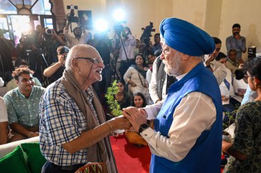 YENİ DELHI INDIA 14 AĞUSTOS 2023 Hardeep Singh Puri Birliği Bakanı Bölünme Dehşeti Anma Günü 'nde trajediyle karşılaşan kişileri onurlandırmak için 14 Ağustos 2023' te Yeni Delhi 'deki Ambedkar Üniversitesi' nde