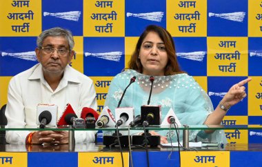 NEW DELHI INDIA AUGUST 13 2023 MCD Mayor Shelly Oberoi with Leader of the house MCD Mukesh Goyal addressing the press conference on Ab Delhi Hogi Saaf at AAP Head Office at Rouse Avenue on August 13 2023 in New Delhi India Photo by Vipin Kumar Hindus clipart