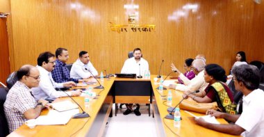 PATNA INDIA AUGUST 12 2023 Bihar Deputy Chief Minister Tejashwi Yadav holding meeting with Asha Sanyukt Sangharsh Manch members at his chamber on August 12 2023 in Patna India Photo by Santosh Kumar Hindustan Times clipart