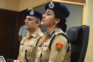 GURUGRAM INDIA 10 AĞUSTOS 2023 Kala Ramachandran Emniyet Müdürü ve Varun Dahiya ACP Gurugram 'da 10 Ağustos 2023 