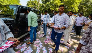 NEW DELHI INDIA SEPTEMBER 27 2024 Studens walk on a road strewn with pamphlets after the first phase of the Delhi University Students Union DUSU election 2024 at outside the CLC on September 27 2024 in New Delhi India Photo by Raj K Raj Hindustan Tim