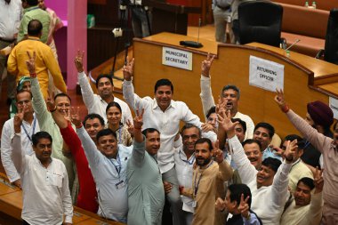 NEW DELHI INDIA SEPTEMBER 27 2024 BJP candidate Sunder Singh from Bhati Tanwar ward with BJP Councilors wining the 18th member of the MCD Standing Committee election at Civic Center on September 27 2024 in New Delhi India Photo by Sonu Mehta Hindusta clipart