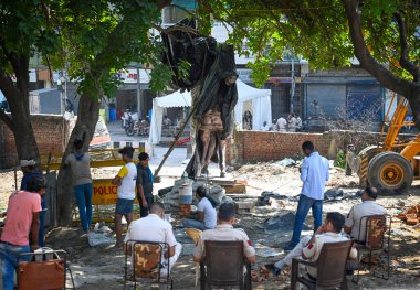 NEW DELHI INDIA OCTOBER 3 2024 Police officials seen deployed at the site where the statue of Rani Laxmibai is proposed to get relocated near Shahi Idgah Rani Jhansi Road on October 3 2024 in New Delhi India Photo by Sanchit Khanna Hindustan Times clipart