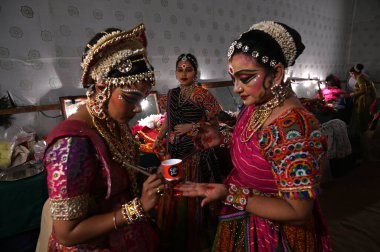 NEW DELHI INDIA OCTOBER 3 2024 Artists getting final make up touch before performing Ramleela at Shee Ram Kala Kendra Mandi House on October 3 2024 in New Delhi India Photo by Salman Ali Hindustan Times clipart