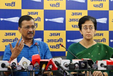 NEW DELHIINDIA OCTOBER 7 2024 AAP National Convener Arvind Kejriwal with Delhi CM Atishi during a press conference at Party Office at Pt Ravi Shankar Shukla Lane on October 7 2024 in New Delhi India Photo by Vipin Kumar/Hindustan Times clipart