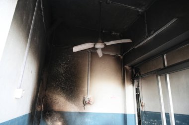 14 Ekim 2024 'te Bahraich Hindistan' da düzenlenen dini geçit töreninde bir gencin şiddete kurban gitmesi sonucu zarar gören 14 Ekim 2024 'de Uttar Pradesh' in Bahraich ilçesinde şiddet devam etti. 