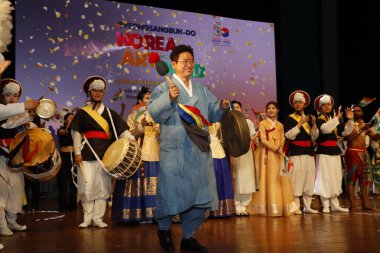 NEW DELHI INDIA MAY 23 2023 Lee Cheol Woo governor of Gyeongsangbuk do Province South Korea in blue traditional overcoat during the Indo Korean culture and camaraderie at Kamani Auditorium Mandi House on May 23 2023 in New Delhi India Dressed in colo clipart