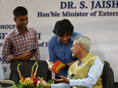 NEW DELHI INDIA JUNE 9 2023 Union Minister S Jaishankar during in his visit to Aryabhatta College at South Campus for Samvad an interaction with students on June 9 2023 in New Delhi India Photo by Vipin Kumar Hindustan Times clipart