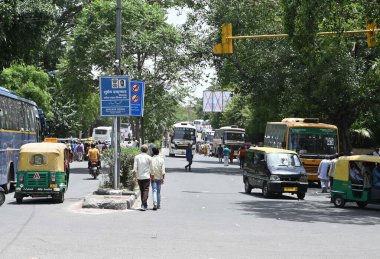 NEW DELHI INDIA HAZİRAN 11 HAZİRAN 2023 Ranjeet Singh Üstgeçidi 'nde 11 Haziran 2023' te Ramlila Meydan 'daki AAP Parti Toplantısı' nın ışığında Kejriwal 'ın mitingi, Merkez' in idari hizmetlerin tüm kontrolünü sağlayan kararnamesine aykırıydı.