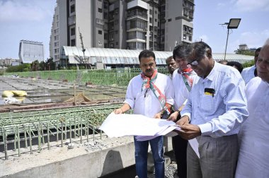 MUMBAI INDIA JUNE 12 2023 Congress leader Sanjay Nirupam visits the under construction Gokhale Bridge site to review and inspect the ongoing work at Andheri on June 12 2023 in Mumbai India Photo by Vijay Bate Hindustan Times clipart