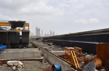 MUMBAI INDIA 16 HAZİRAN 2023 BMC Bombay 'ın Worli' den Priyadarshini Parkı 'na 16 Haziran 2023' te Mumbai 'deki ikinci bir yeraltı tünelinin kazısını tamamladı.