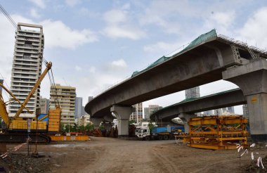 MUMBAI INDIA 16 HAZİRAN 2023 BMC Bombay 'ın Worli' den Priyadarshini Parkı 'na 16 Haziran 2023' te Mumbai 'deki ikinci bir yeraltı tünelinin kazısını tamamladı.