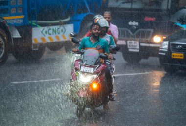 MUMBAI INDIA HAZİRAN 24 HAZİRAN 2023 Dadar 'da 24 Haziran 2023 tarihinde Hindistan Satish Bate Hindustan Times