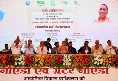 NOIDA INDIA 25 Haziran 2023 Uttar Pradesh Başkanı Yogi Adityanath, Noida Kalkınma Otoritesi ve Noida Stadyumu Ramlila 'nın birçok projesinin açılışını 25 Haziran 2023 tarihinde Noida Hindistan' da gerçekleştirdi. 