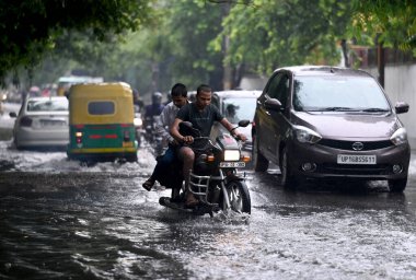 NOIDA INDIA HAZİRAN 29 HAZİRAN 2023 Ghosh Times tarafından Noida Hindistan 'da 29 Haziran 2023 tarihinde, 12.