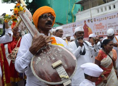 MUMBAI INDIA 29 HAZİRAN 2023 Hacılar, 29 Haziran 2023 'te Wadala' daki Vitthal Mandir 'de Ashadhi Ekadashi vesilesiyle Bhushan Koyande Hindustan Times tarafından çekilmiştir.
